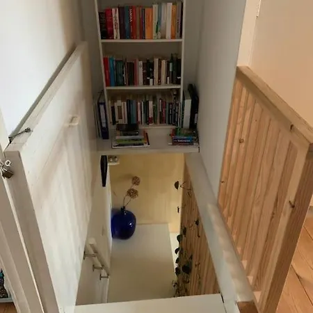 Spacious With Garden *